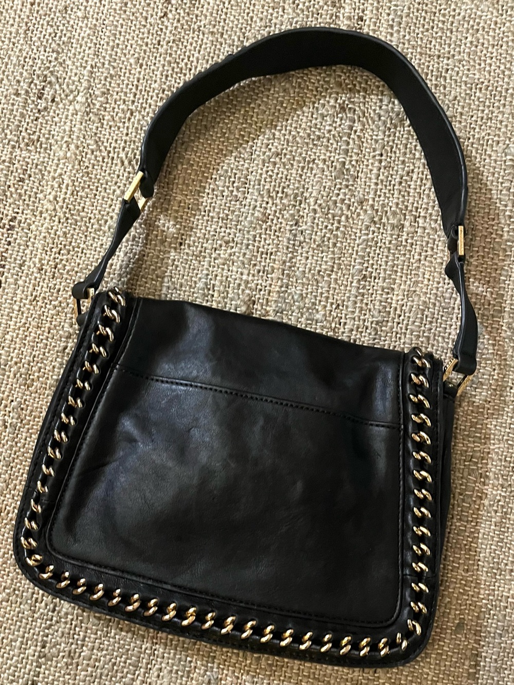 Tory Burch Chain Wrapped Shoulder Bag - Picture 7 of 7